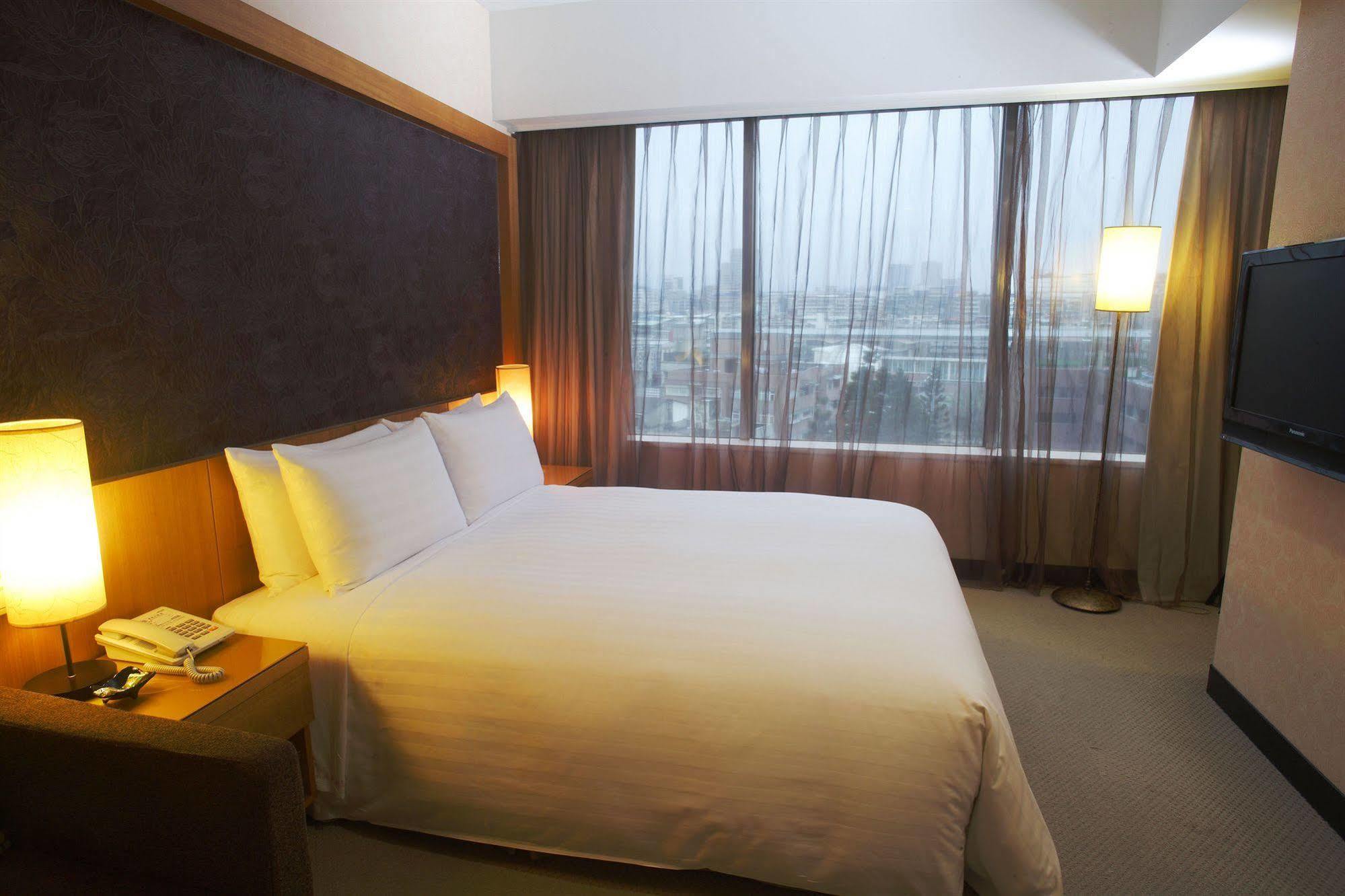 台北碧瑤飯店 Hotel B Taipei Extérieur photo