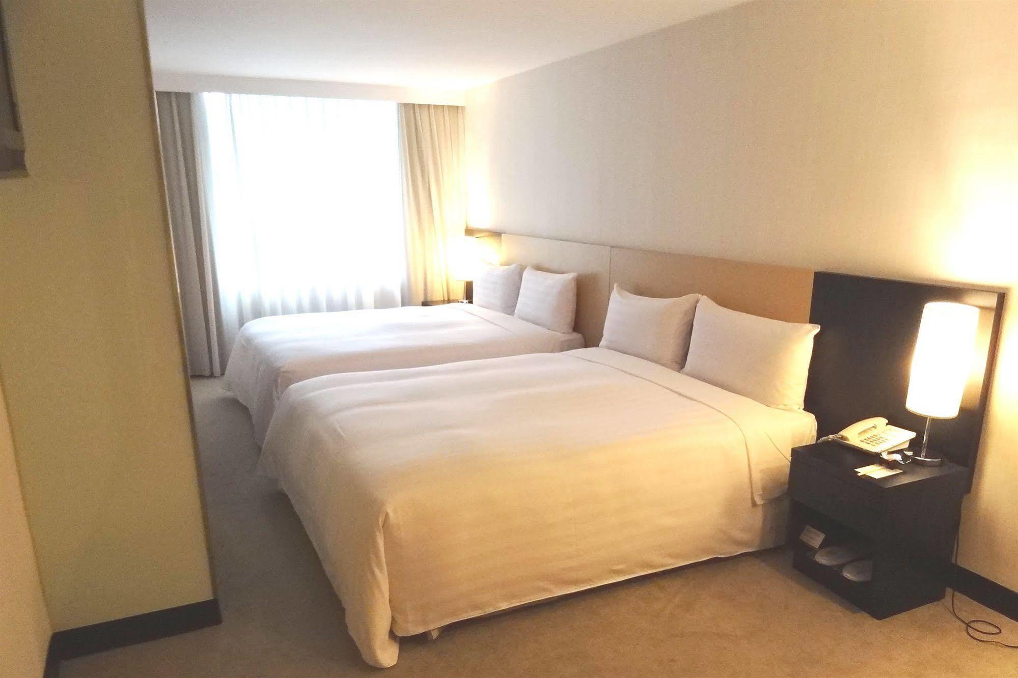 台北碧瑤飯店 Hotel B Taipei Extérieur photo