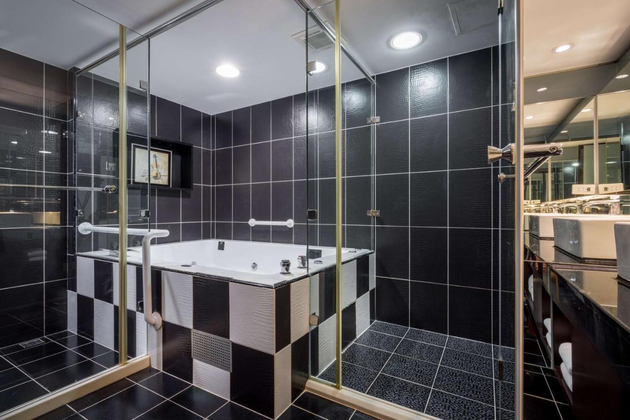 台北碧瑤飯店 Hotel B Taipei Extérieur photo